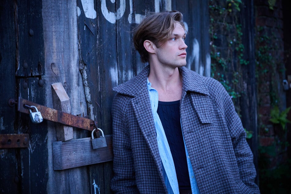 Schauspieler Damian Hardung (27) kommt aktuell ganz groß raus.