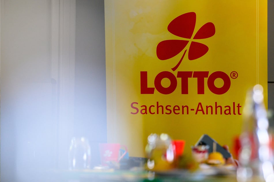 Rund zwei Millionen Euro durch Spieleinnahmen will Lotto Sachsen-Anhalt an gemeinnützige Projekte verteilen.