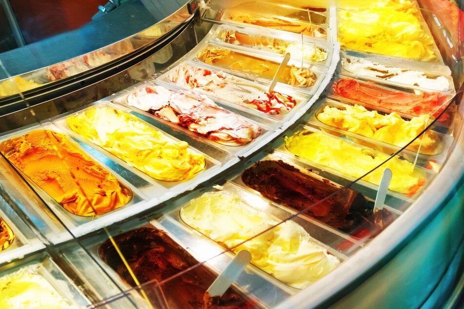 Eine große Auswahl an Eissorten kann die Entscheidung erschweren. (Symbolbild)
