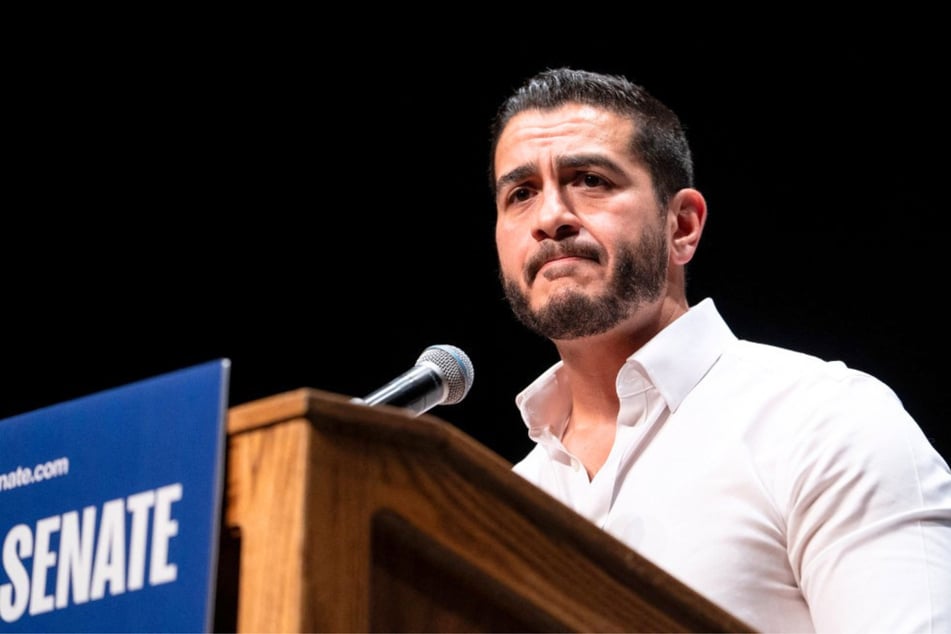 How is Abdul El-Sayed polling ahead of the Michigan Senate primary?