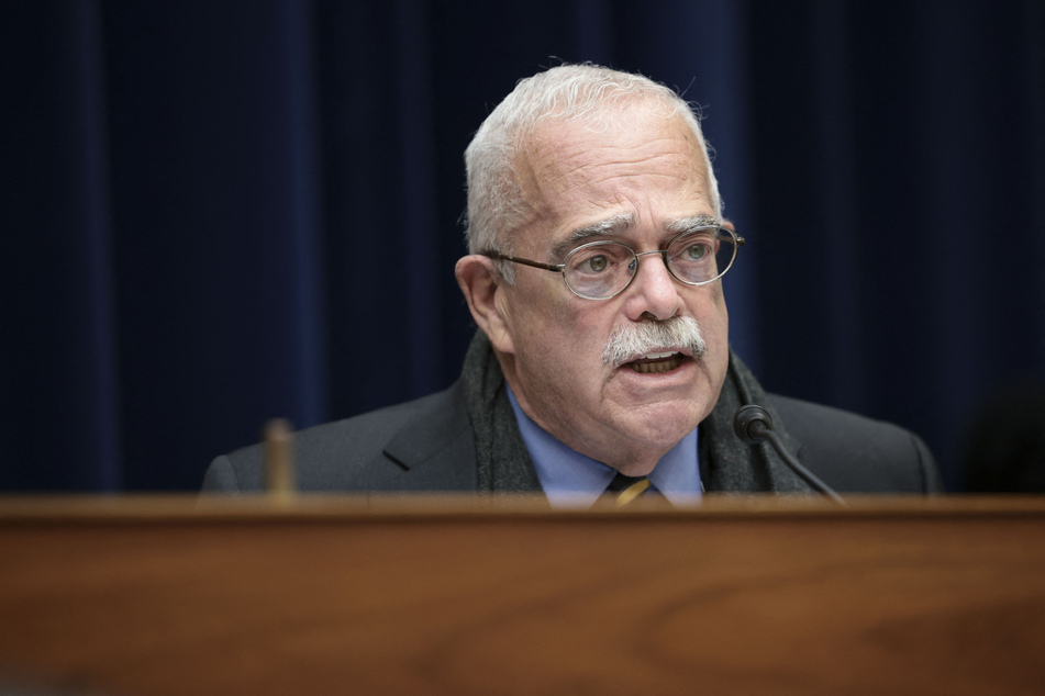 Rep. Gerry Connolly's staffers hospitalized after baseball bat attack