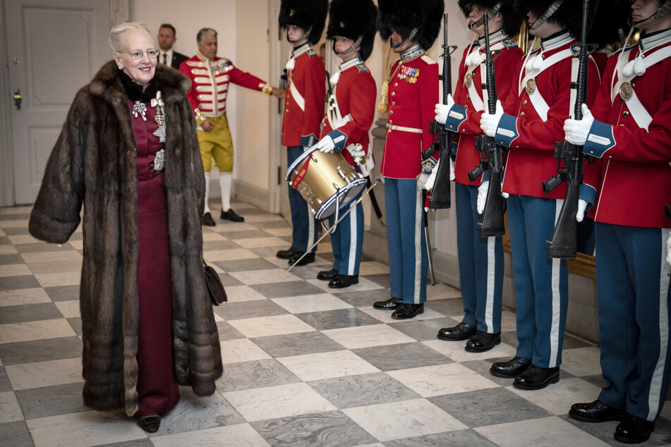 Königin Margrethe II. zeigte sich im Pelzmantel.