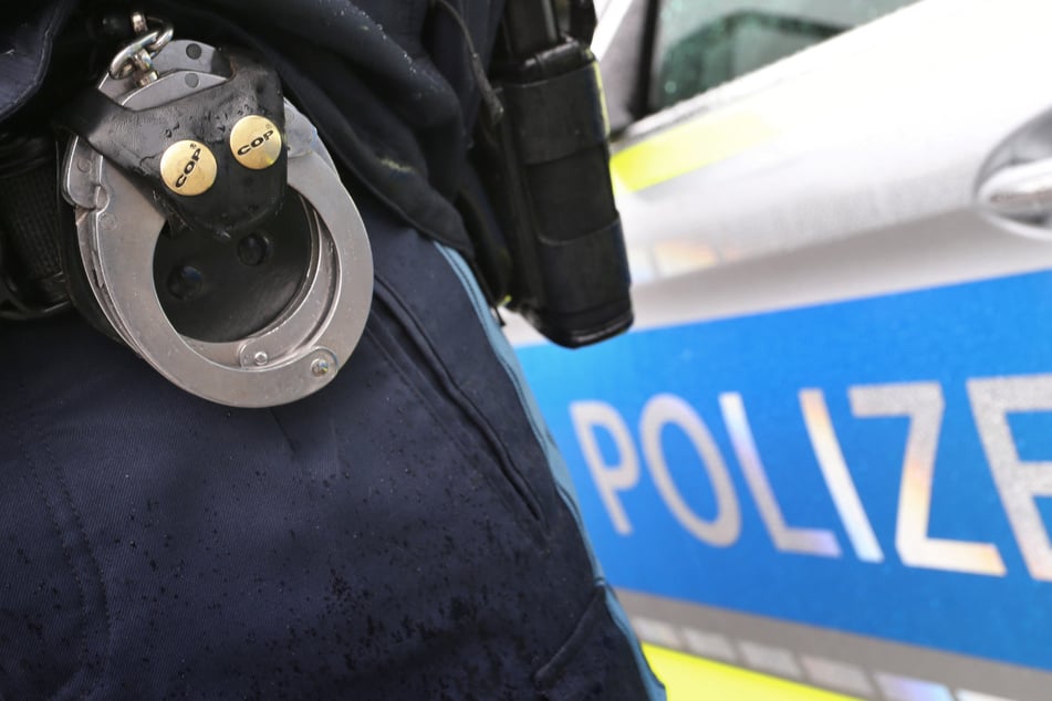 Die Polizei hat einen Mann (32) festgenommen. (Symbolbild)