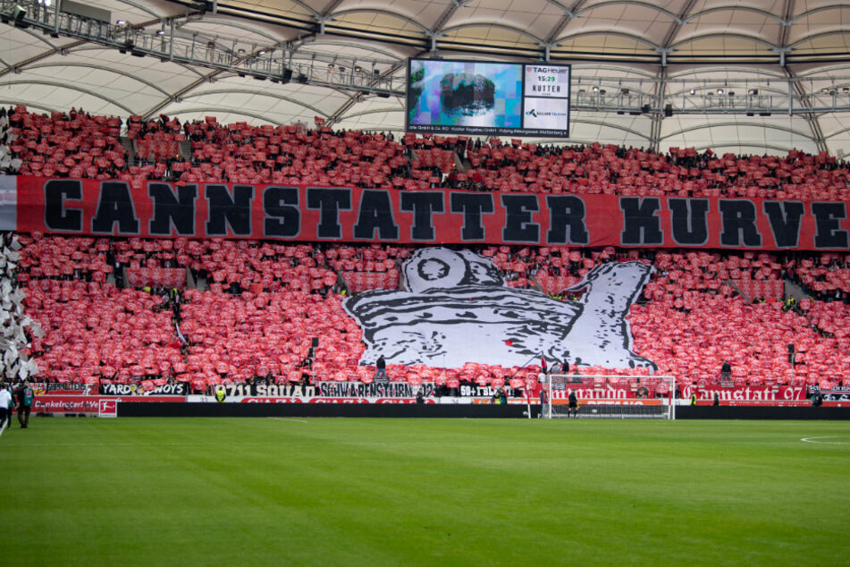 Die Cannstatter Kurve bei der Partie zwischen dem VfB Stuttgart und der TSG Hoffenheim im Jahr 2019.
