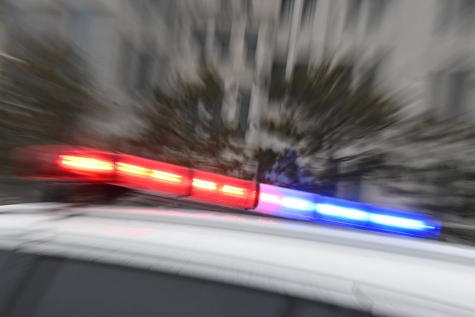 Betrüger nutzen die Angst vor Einbrüchen, um Druck aufzubauen und Opfer zur Herausgabe von Geld oder Wertgegenständen zu bewegen. (Symbolfoto)