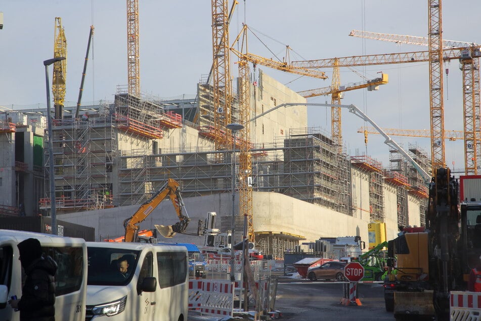 Auch bei der Baustelle des zweiten Infineon-Werks geht es vorwärts.