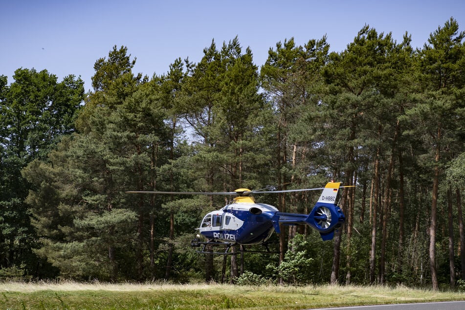 Großfahndung mit Hubschrauber in Bernau: Dreiste Tankdiebe festgenommen