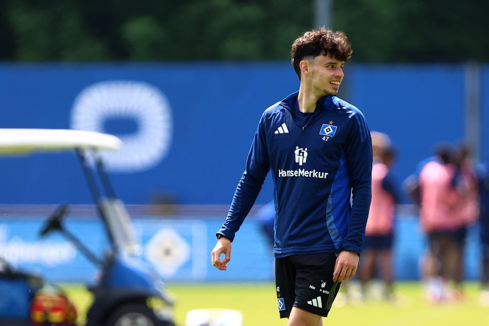 Nicolas Oliveira verlässt den HSV und wechselt zu Jahn Regensburg in die dritte Liga.