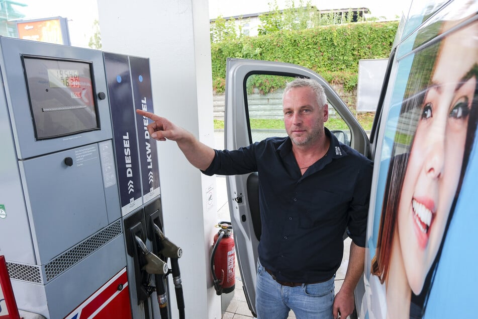 Enrico Lippmann (45), Außendienstler