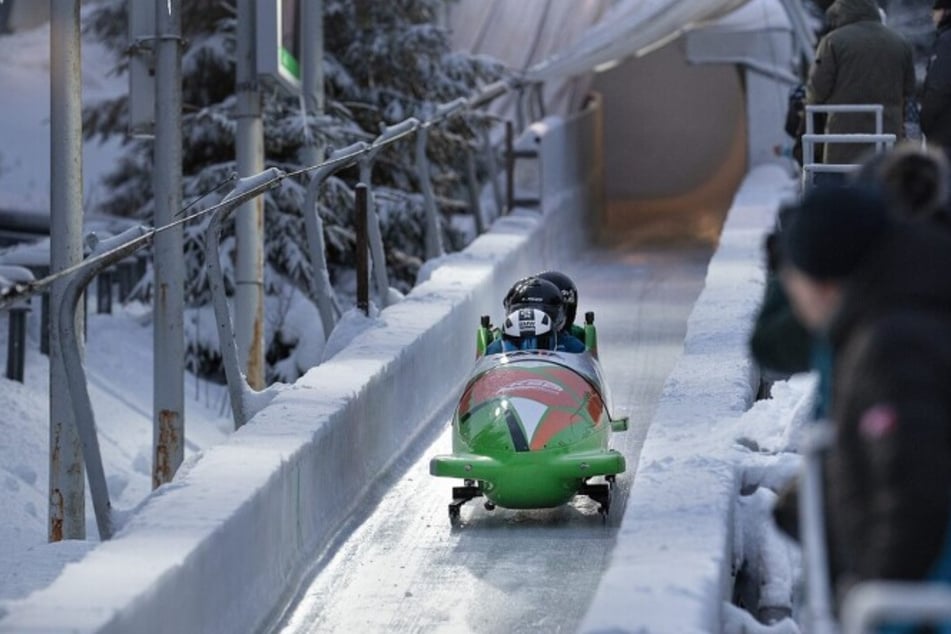 Eine Bobfahrt in Altenberg kann ersteigert werden.