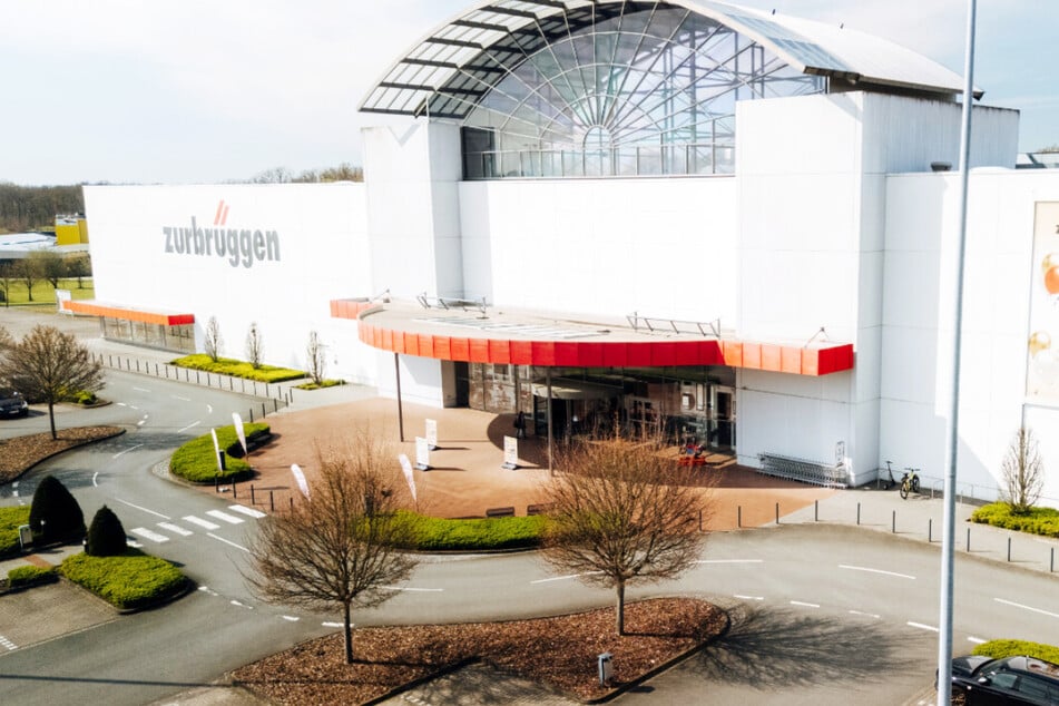 Möbel für Arbeitszimmer und Büro gibt's hier gerade super günstig