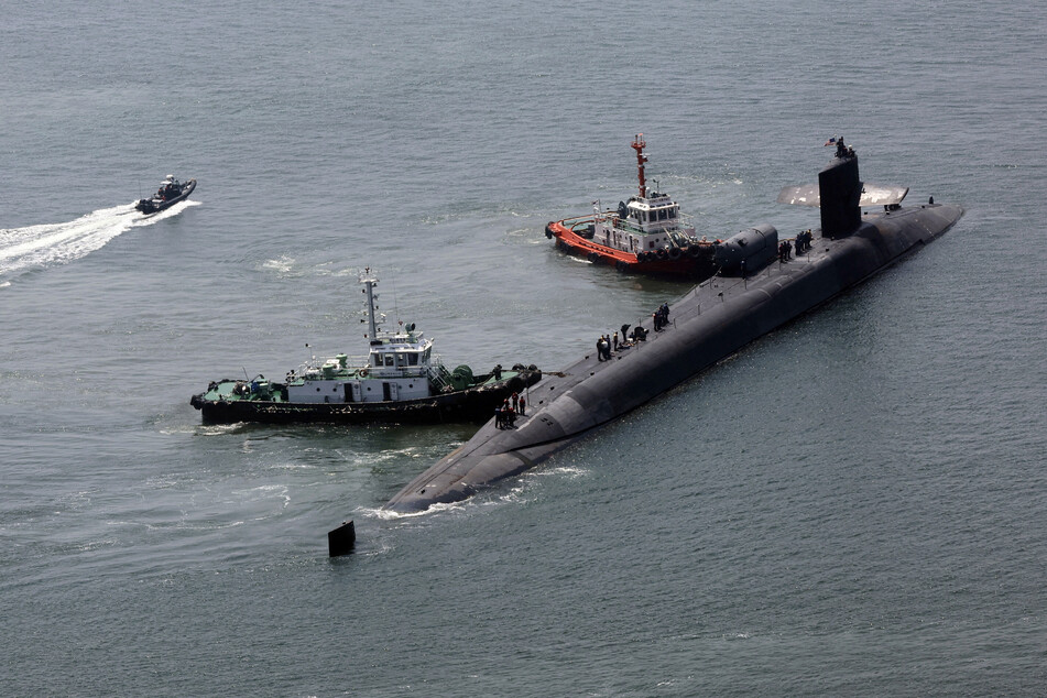 North Korea threatens "crisis of nuclear conflict" if US submarine plans go ahead