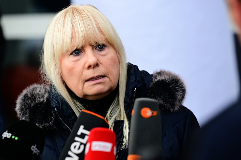 Iris Spranger (64, SPD) kam der Aufforderung zum Dialog nach.