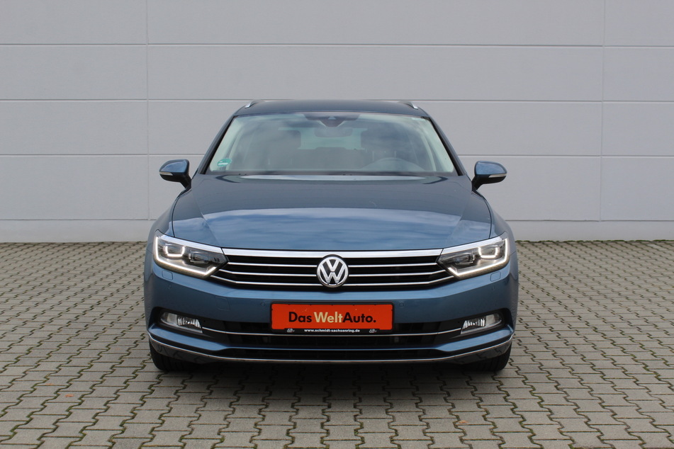 W Passat Variant 2.0 TDI Highline – Front
