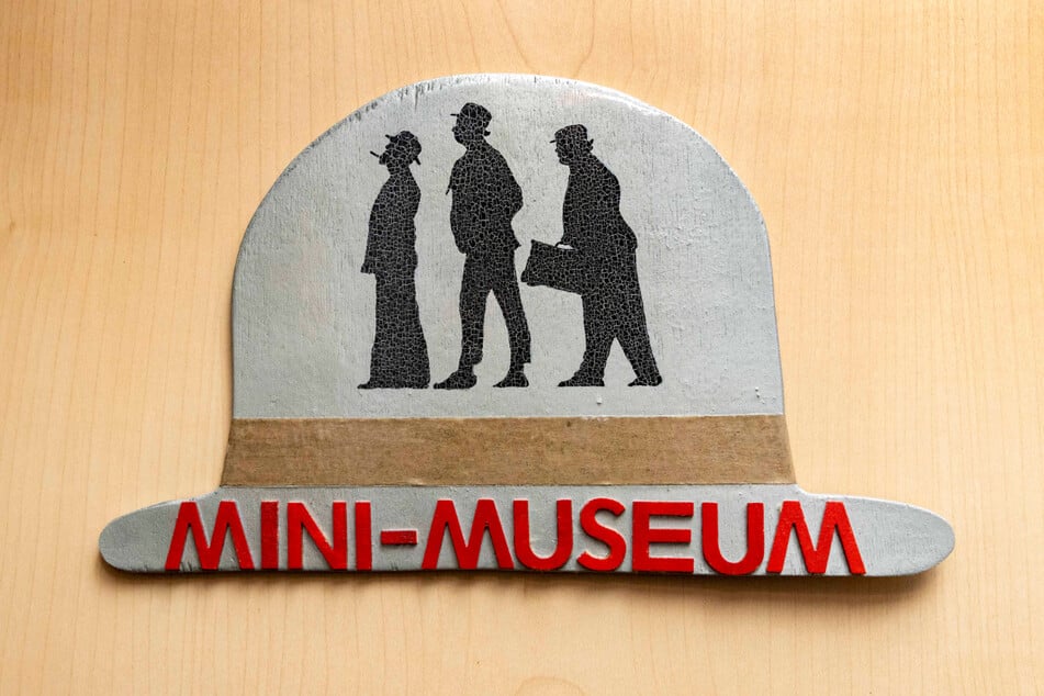 Wo Mini-Museum dransteht, sind über 500 Exponate drin.