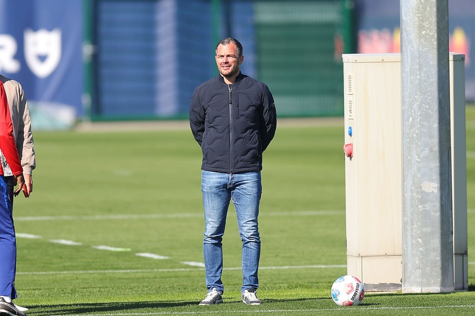 RB Leipzigs Sportgeschäftsführer Marcel Schäfer (41) zeigte sich vor der Länderspielpause recht zufrieden.