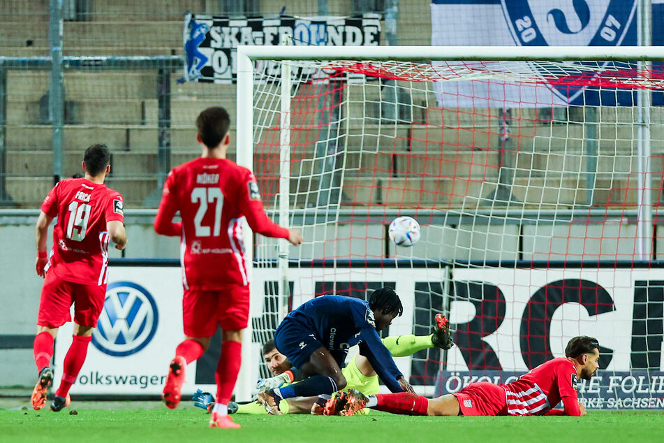 Nach nur drei Minuten kassierte der FSV Zwickau das 0:1 durch Stürmer Kebba Badjie.