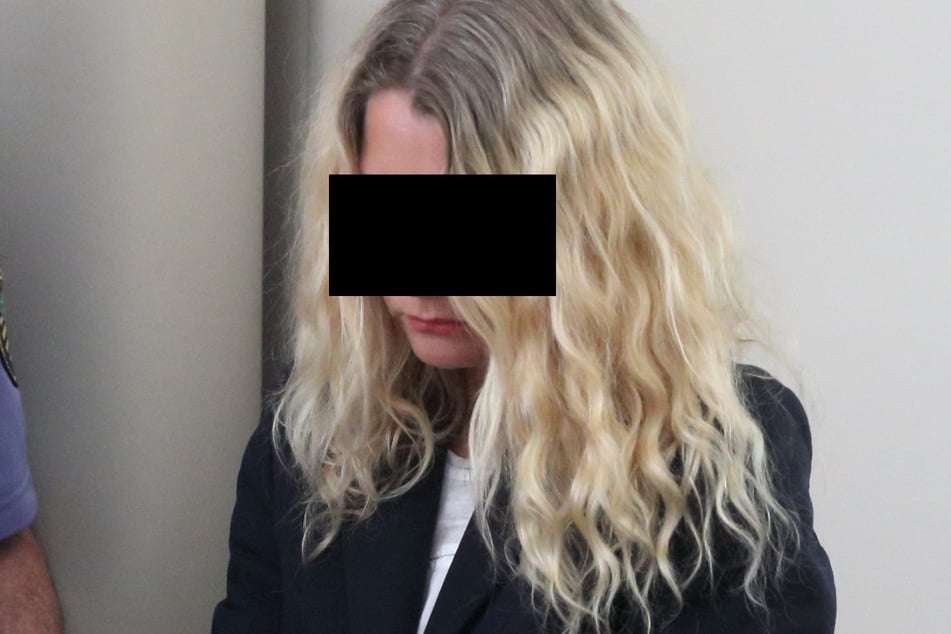 Ramona B. (52) soll ihren Gatten angefahren und überrollt haben.