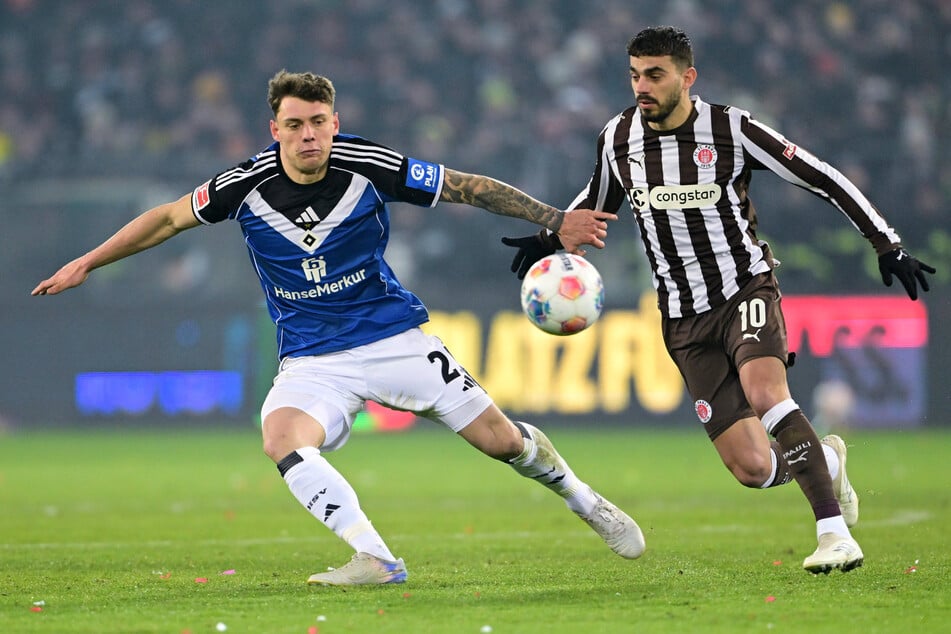 Nicolai Remberg (25, l.) haderte vor allem mit der ersten Halbzeit.