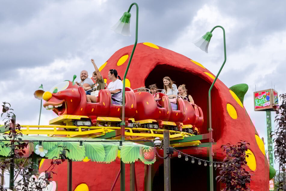 Bei Karls in Döbeln soll im Sommer eine neue Achterbahn eröffnen.