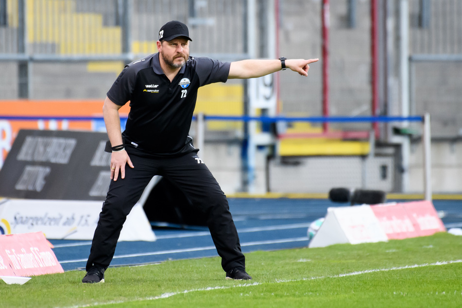 Trainer Steffen Baumgart (49) wechselt zur kommenden Saison 2021/22 vom SC Paderborn zum 1. FC Köln.
