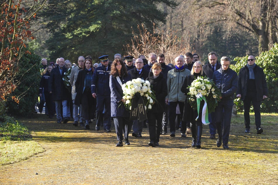 Zum Friedenstag gab es am Donnerstag eine Kranzniederlegung auf dem städtischen Friedhof.