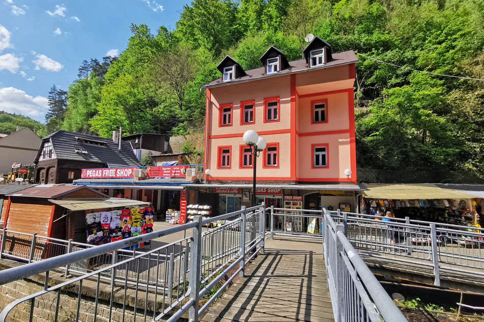 Auf dem Markt in Hrensko (Tschechien) passte der Täter sein Opfer ab.