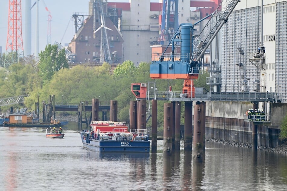 Hamburg: 10.000 Liter Diesel in Kanal: Droht eine Umweltkatastrophe?