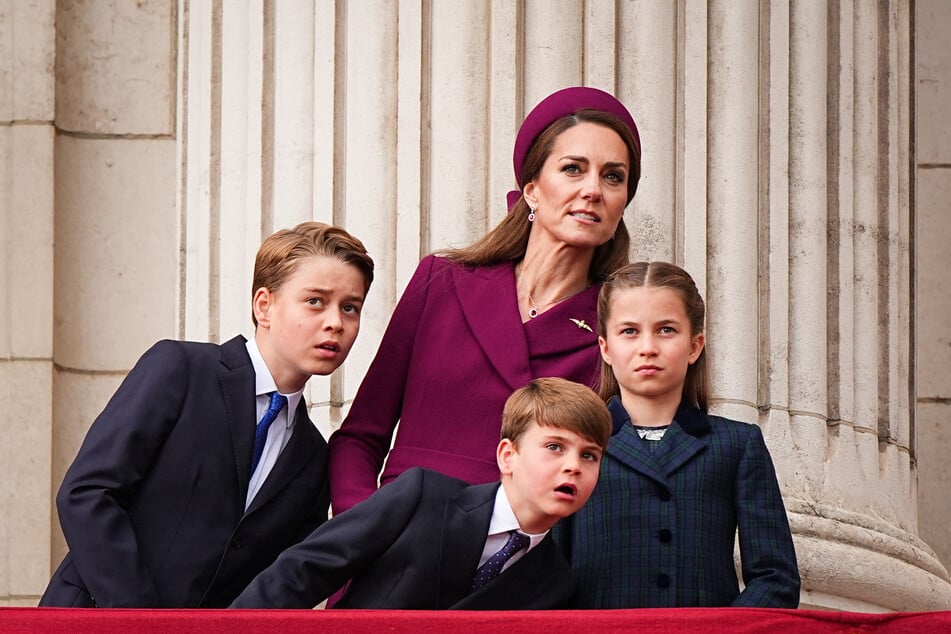 Prinzessin Kate (43) und ihr Mann wollen ihren drei Kindern eine möglichst normale Kindheit ermöglichen.