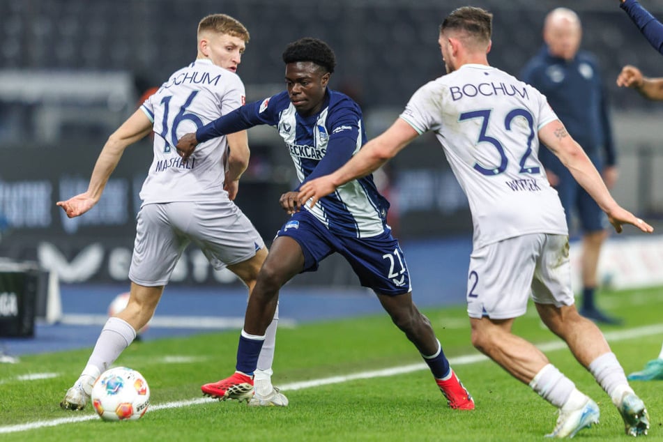 Boris Mamuzah Lum (18, M.) konnte sich bislang bei den Profis von Hertha BSC nicht durchsetzen.