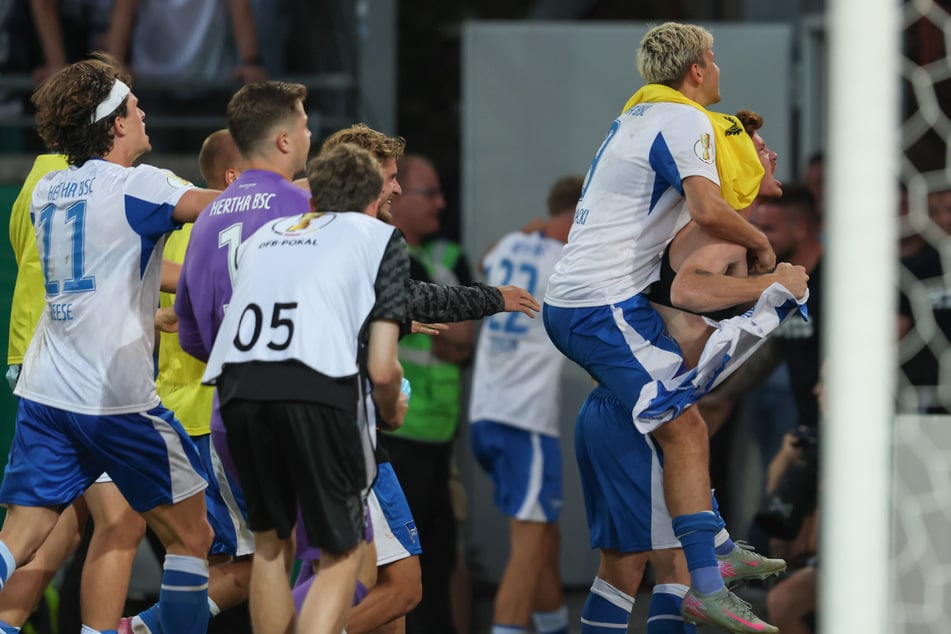 Die pure Erlösung nach einem Pokal-Krampf.