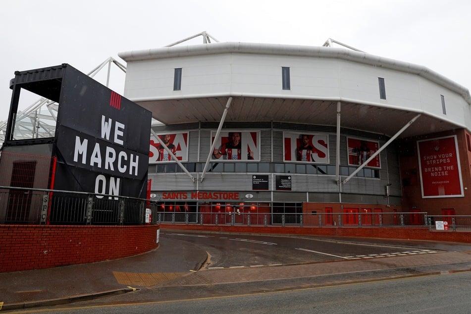Die beiden Brüder verschafften sich unerlaubt Zugang zum St. Mary's Stadium des FC Southampton, dem größten Rivalen des FC Portsmouth. (Archivfoto)