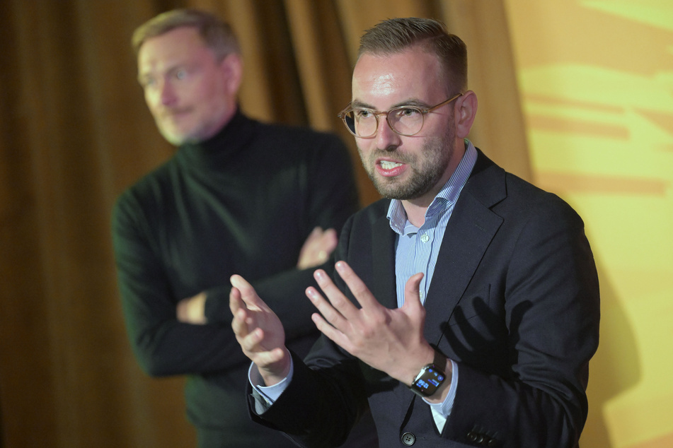 Brandenburgs FDP-Landeschef Zyon Braun (30) darf nicht an der TV-Runde des Rundfunks Berlin-Brandenburg (RBB) "rbb 24 - Ihre Wahl: Der Kandidatencheck" am Dienstag teilnehmen.