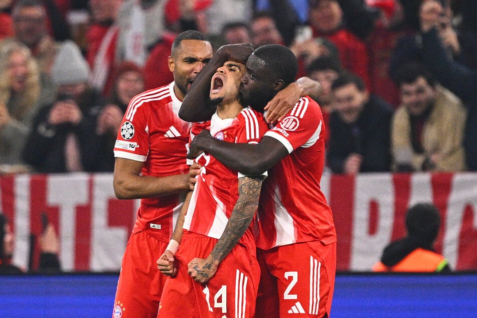 Erlösung! Luiz Diaz schoss den FCB in Front, Olise machte kurz danach den Deckel drauf.