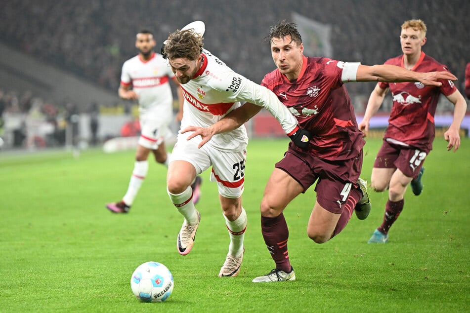 Willi Orban (32, r.) ist zwar wieder im Kader, aber von Anfang wird er definitiv nicht spielen.