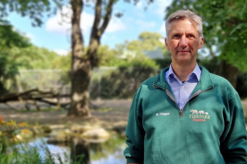 Dr. Michael Flügger arbeitet seit mehr als 30 Jahren als Zootierarzt im Tierpark Hagenbeck.
