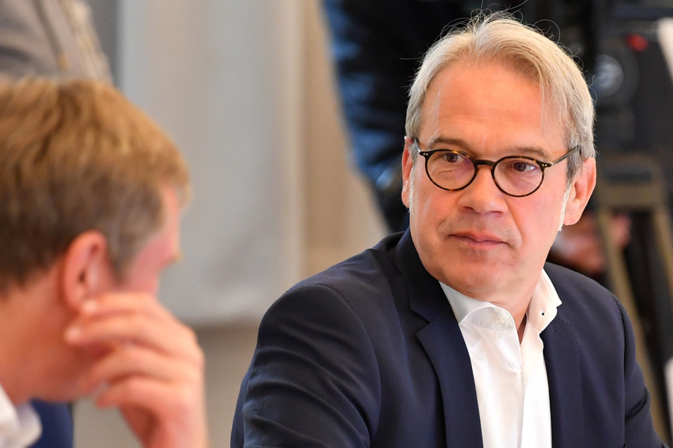 Thüringens Innenminister Georg Maier (54, SPD) beerbt Parteikollege Wolfgang Tiefensee (66).