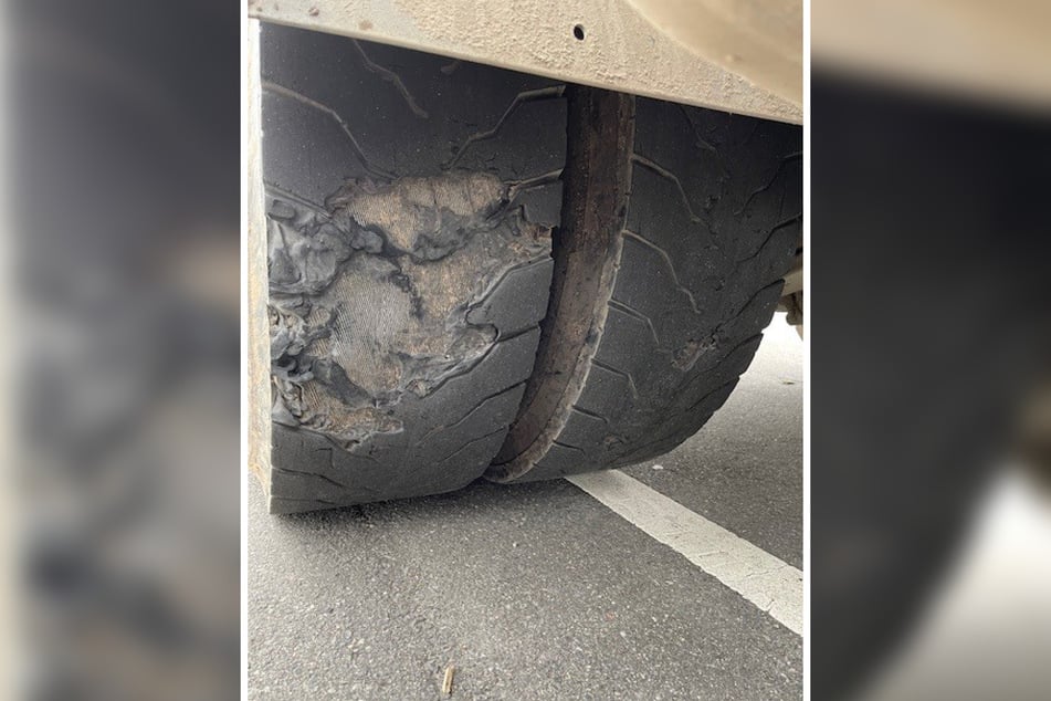 Negative Überraschung bei Polizeikontrolle: Bei einer Bremsung hätte der Reifen des Sattelzuges jeden Moment platzen können.