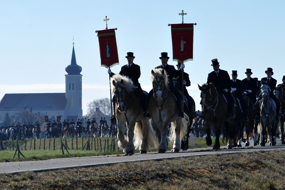 Das traditionelle Osterreiten der Sorben findet in diesem Jahr nicht statt.