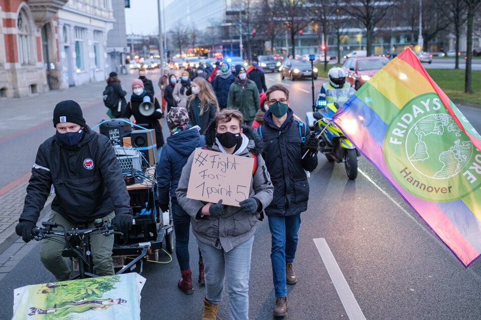 "unite behind the science": Fridays for Future sieht Parallelen bei Corona- und Klimakrise