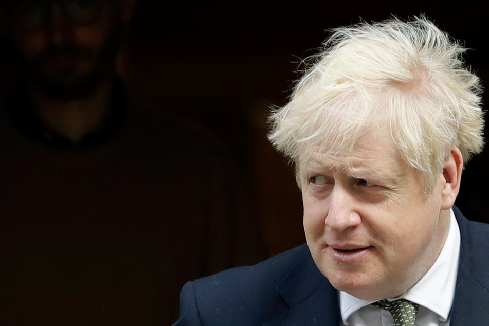 Achtjähriger schreibt Brief an Boris Johnson und fragt, ob der Weihnachtsmann trotz Corona kommt