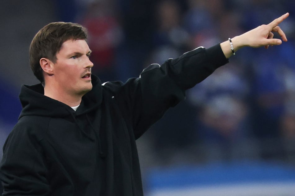 HSV-Coach Merlin Polzin (34, Foto) trifft am Sonntag an der Seitenlinie auf Mainz-Trainer Bo Henriksen (50).