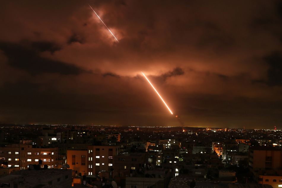 Terror-Organisation Hamas greift Israel erneut an, Maas in Tel Aviv