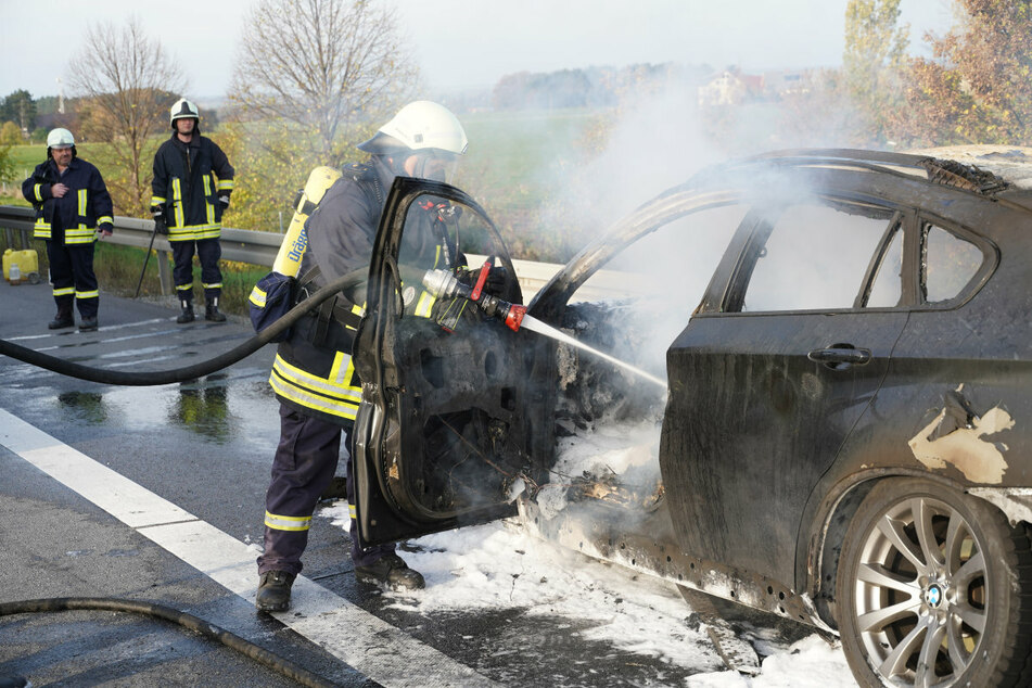 Die Kameraden der Feuerwehr löschten den Brand recht schnell.