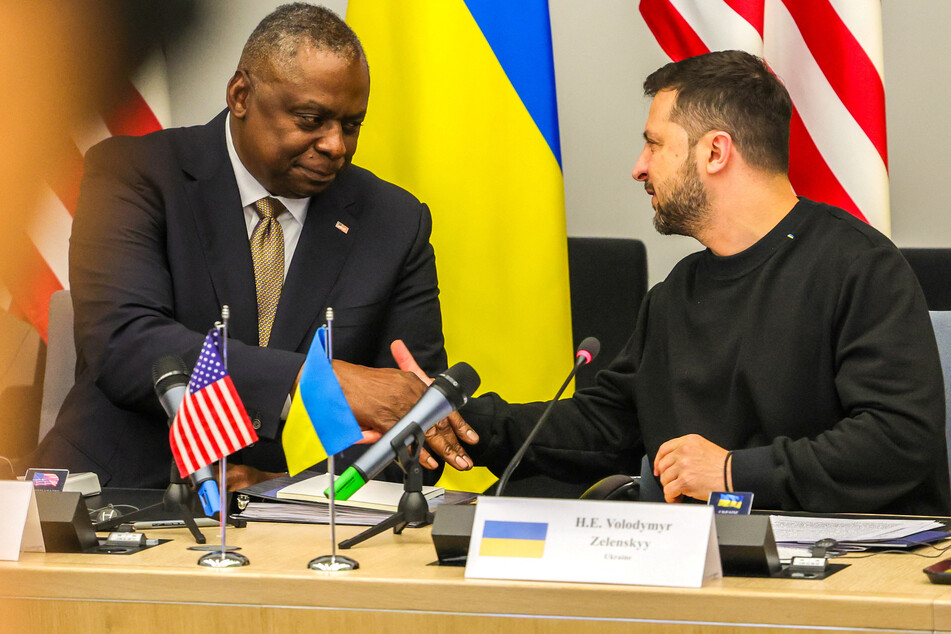 Defense Secretary Lloyd Austin and Ukrainian President Volodymyr Zelensky met in Brussels, where the US announced a new military aid package.