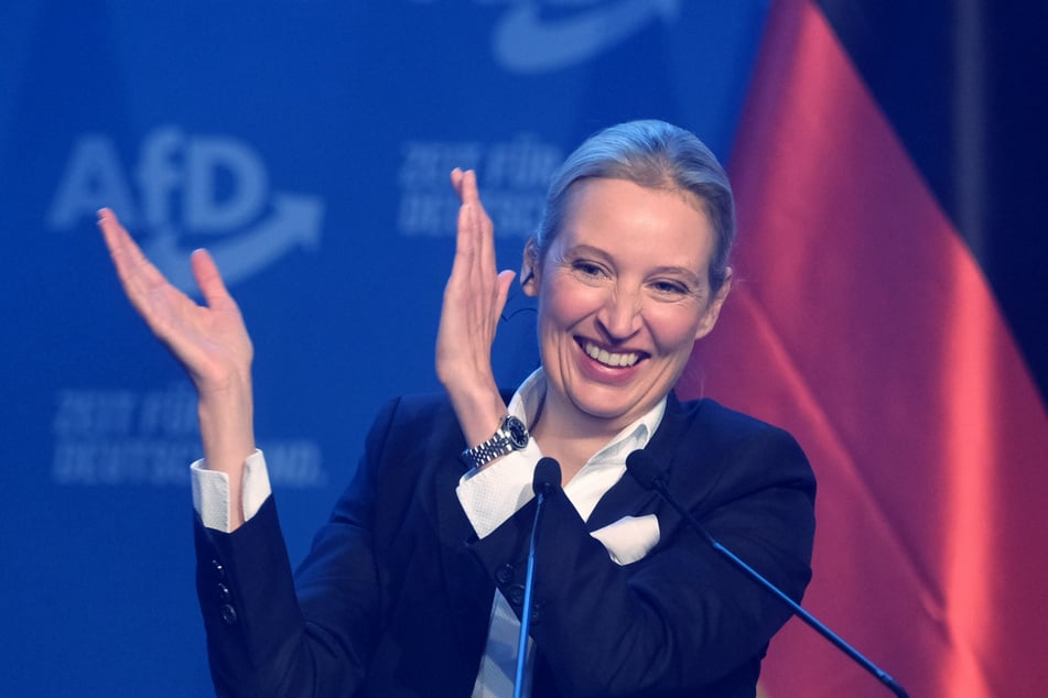 AfD-Chefin Alice Weidel (45) und ihre Partei haben in einer neuen Umfrage deutlich zugelegt. (Archivbild)