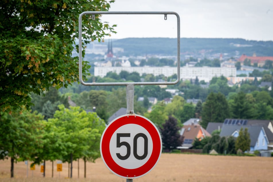 Dieses Ortseingangsschild an der Augustusburger Straße wurde geklaut.
