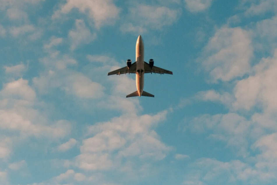 Ab in den Urlaub: Die Blutspendedienste erklären sich die aktuell rückgängigen Spender mit der Urlaubswut der Deutschen nach dem Lockdown. (Symbolbild)