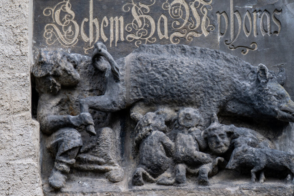 "Mahnmal" statt "Schandmal": Antijüdisches Schweine-Relief darf an Kirche bleiben