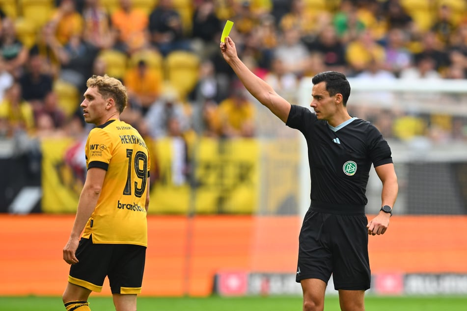 Konrad Oldhafer (r.) leitet heute die Partie von Dynamo Dresden gegen den SV Darmstadt 98.